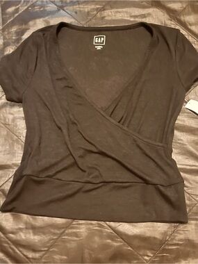 GAP Women's Black Wrap-Style Short Sleeve Top New